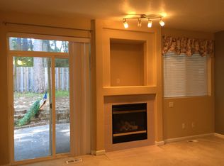 5703 NE Canard Ct, Hillsboro, OR 97124