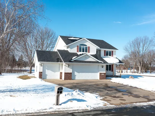 500 Chatfield Ln, Belle Plaine, MN 56011