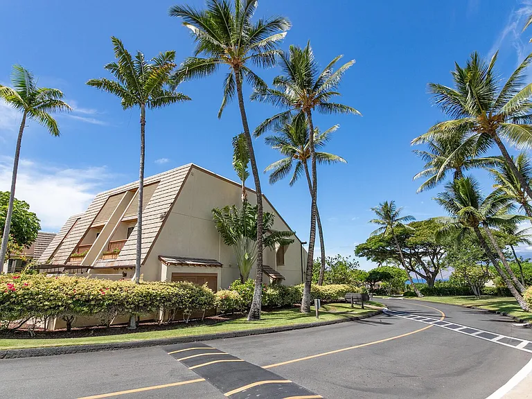 S Kihei Rd — Photo 32