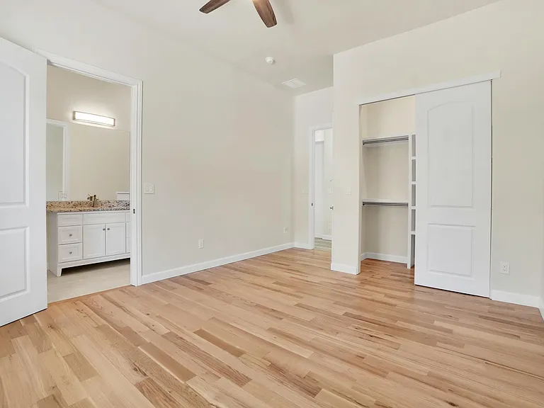 5580 Country Club Dr — Photo 21