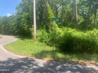 1712 Cedar Point Rd, Gautier, MS 39553