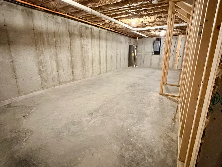 27 Jefferson St #1 — Photo 13