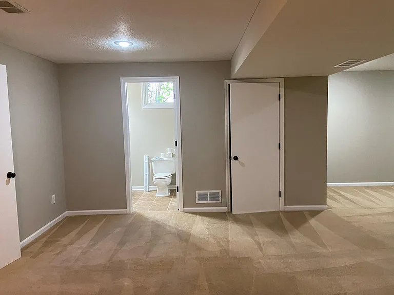 1725 NE Patterson Dr — Photo 21