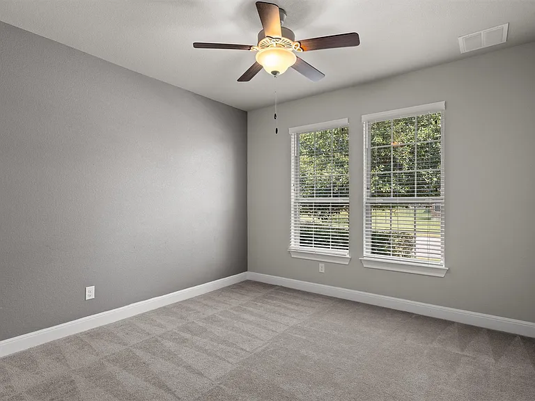 3241 Aurelia Ln — Photo 23