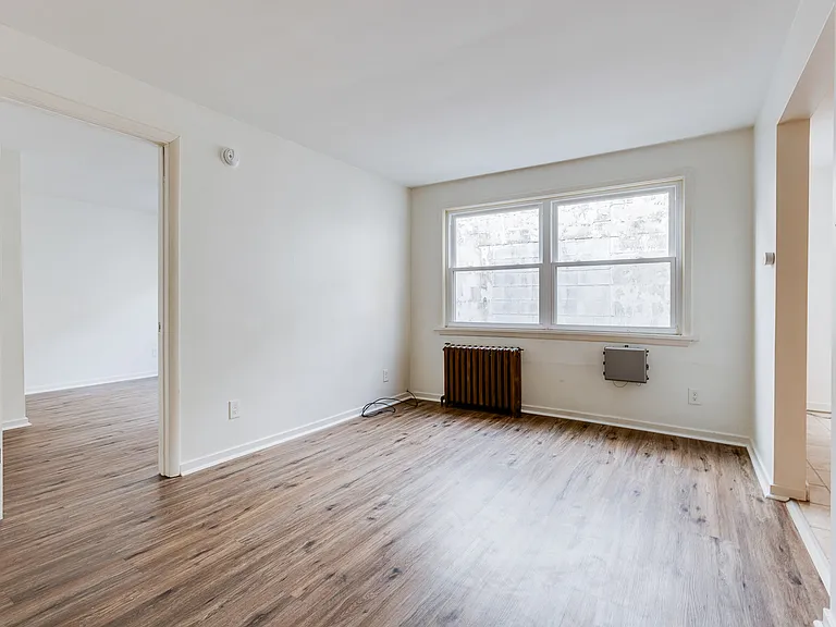 525 Washington Ave #3 — Photo 3