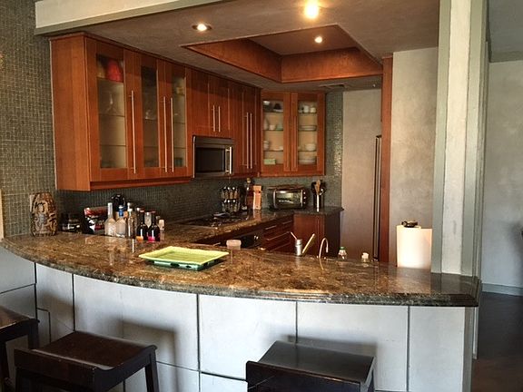3rd image of 1808 Manning Ave APT 202