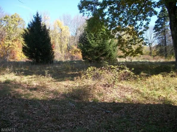 6 Coach & Four Ln, Morristown, NJ 07960