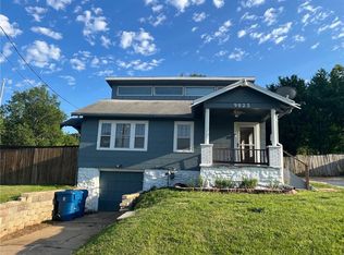 9825 E 25th St S, Independence, MO 64052