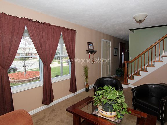 3rd image of 1005 Eton St