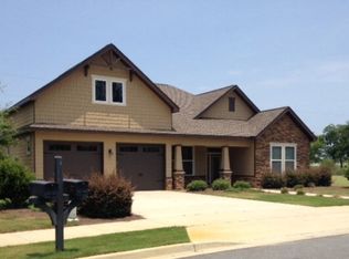 104 Old Field Ln, Dublin, GA 31021