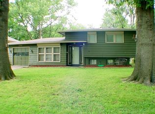 3714 SW Twilight Dr, Topeka, KS 66614