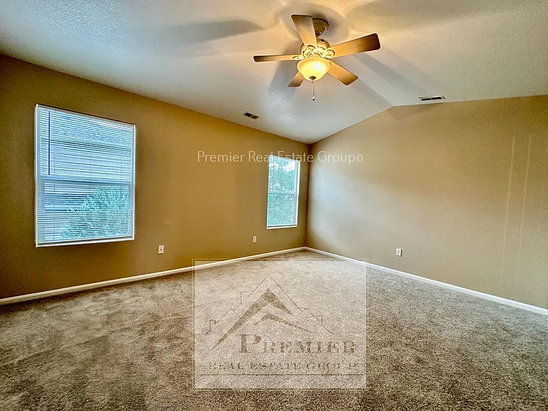 7938 Sandy Springs Point — Photo 6