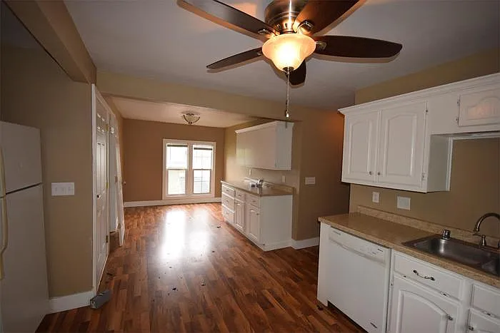 409 Waugoo Ave #A — Photo 7