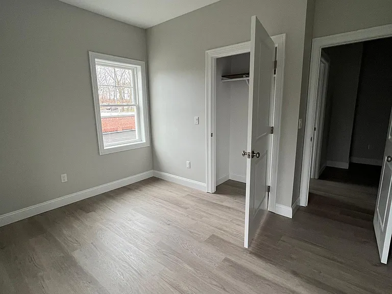 871 Elm St — Photo 45