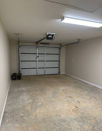 2nd image of 220 Bella Cruz Dr #1