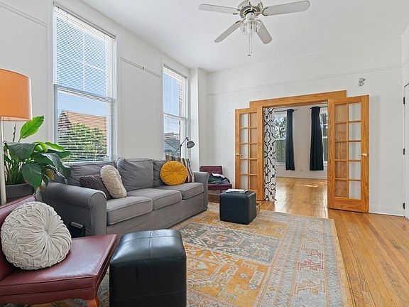 3rd image of 1444 N Paulina St