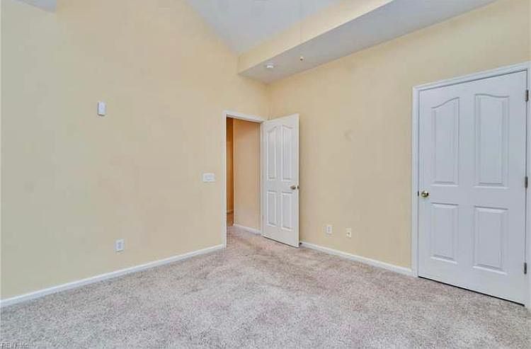 1st image of 3001 Looking Glass Ct #3001