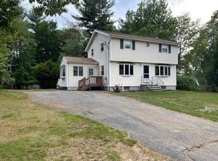 17 Briscoe Rd, Groveland, MA 01834