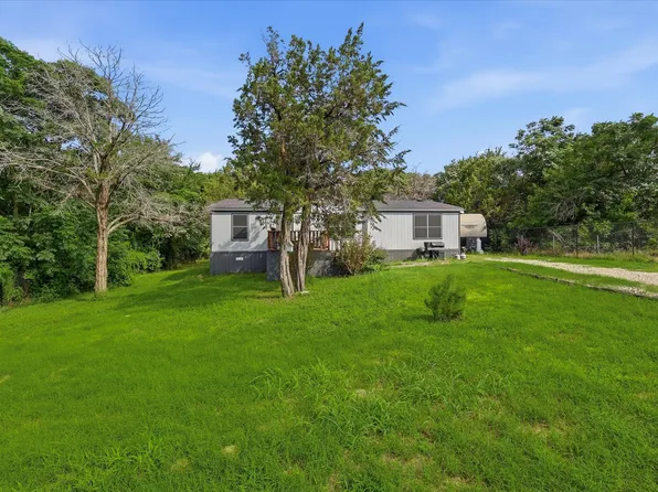 4414 Apple Tree Ct, Granbury, TX 76048