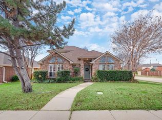 1448 Bregenz Ln, Lewisville, TX 75067