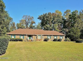 951 Lynchburg Dr, Jacksonville, NC 28546