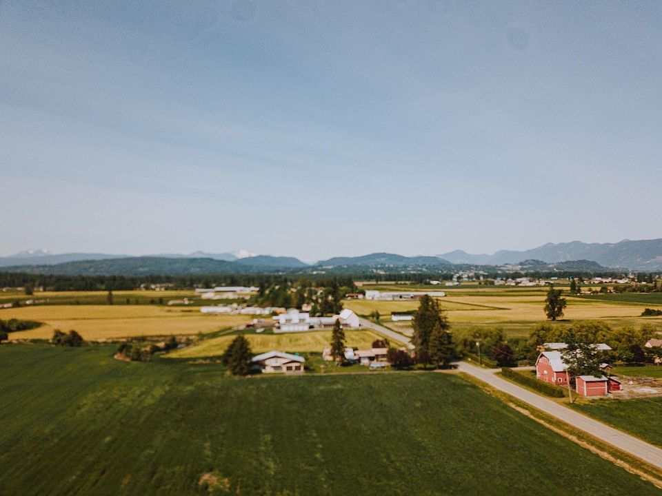 2nd image of 31987 Townshipline Rd