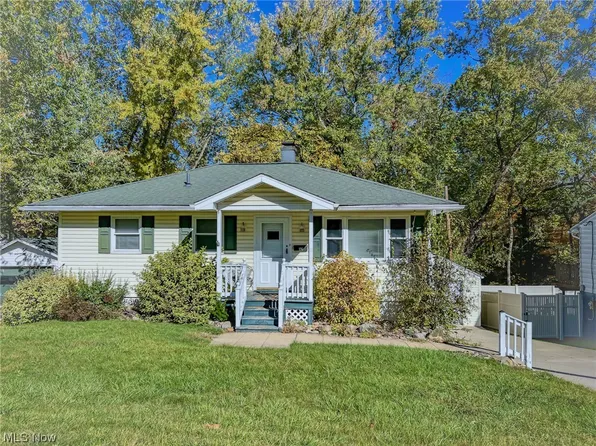 136 Parkdale Rd, Steubenville, OH 43952