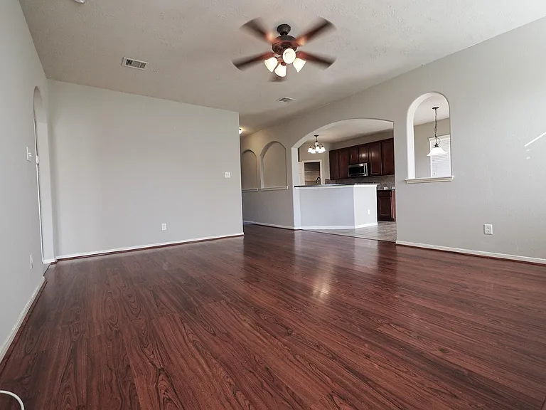 3638 Cottage Manor Ln — Photo 13