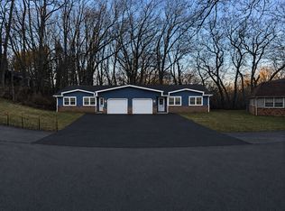 3923 Reinhardt Dr, Stevensville, MI 49127