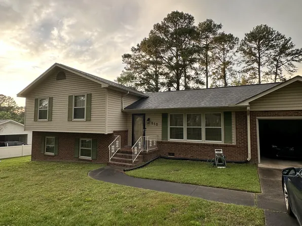 815 Forge Rd, Durham, NC 27713