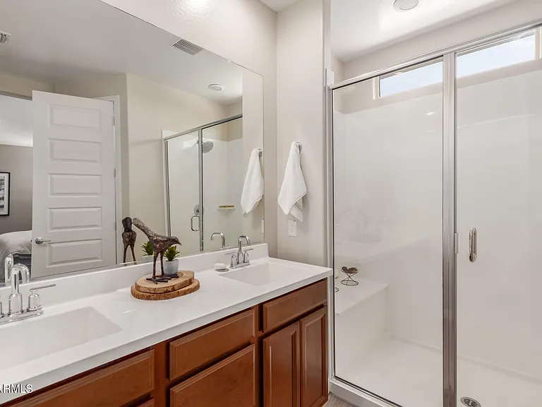 43 E Capricorn Way — Photo 19