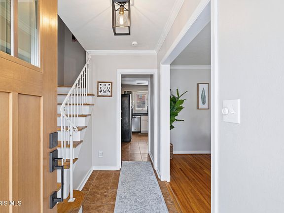 2nd image of 2804 Goddard Rd