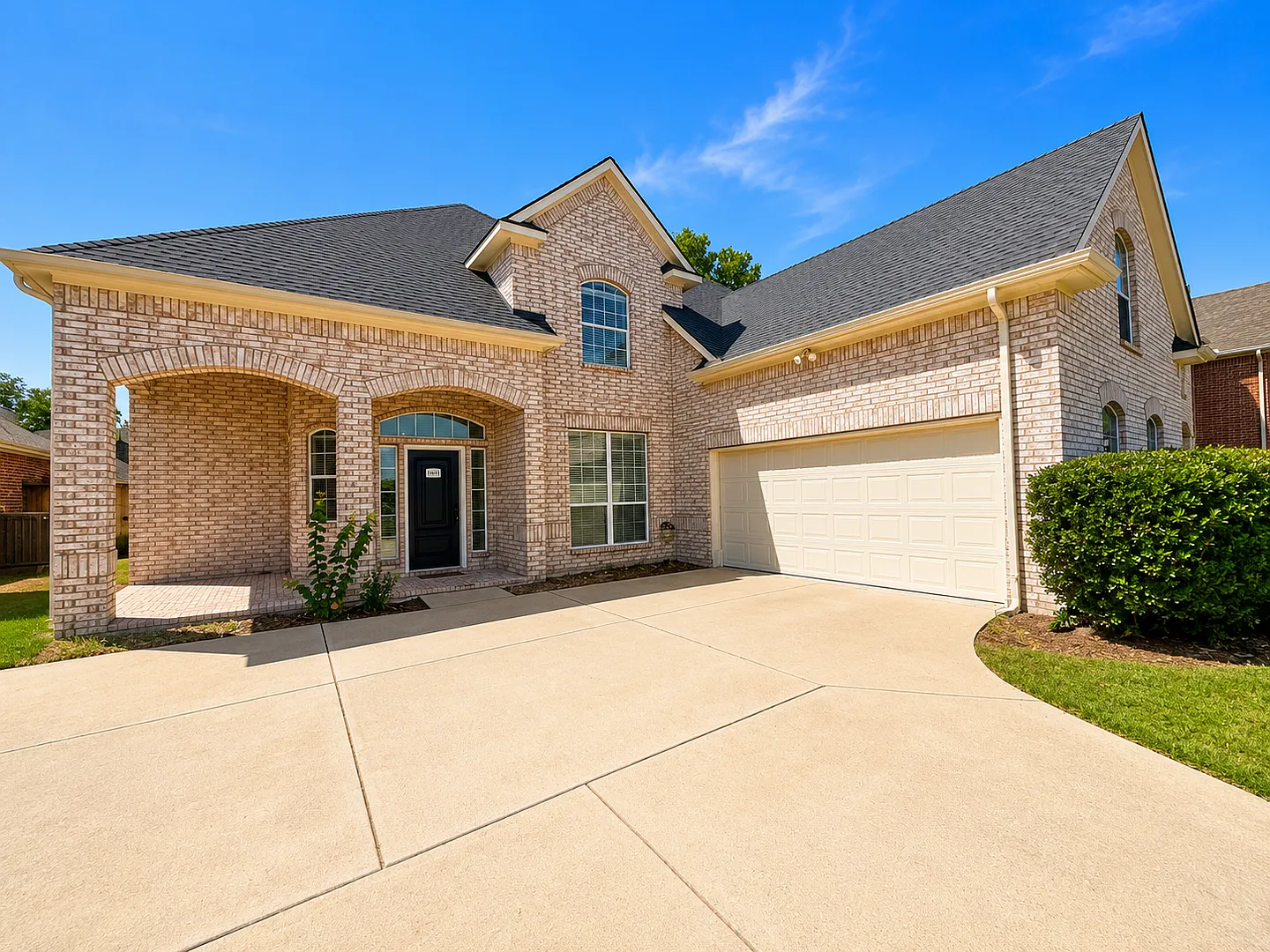 Experience refined living in Hillside at Winding Creek community-$500 off second month's rent mov... — Photo 3