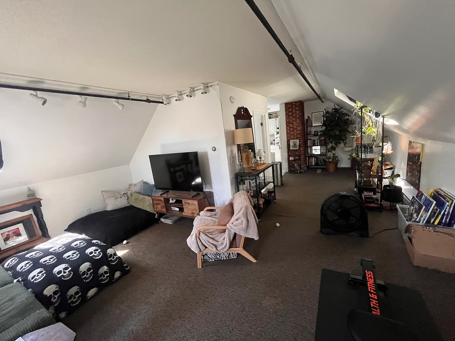 1 bed, 650 sqft, $1,695 — Photo 4