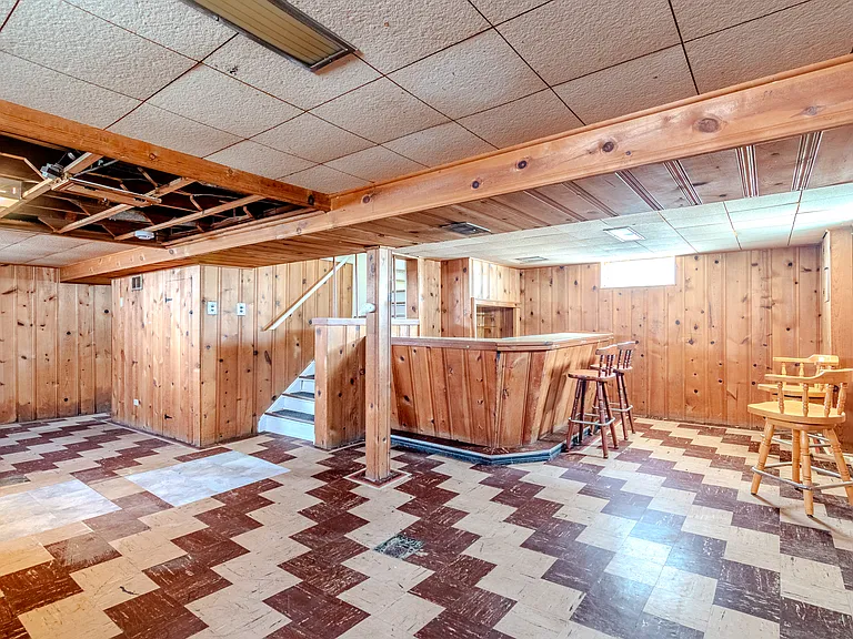 23000 Alger St — Photo 11