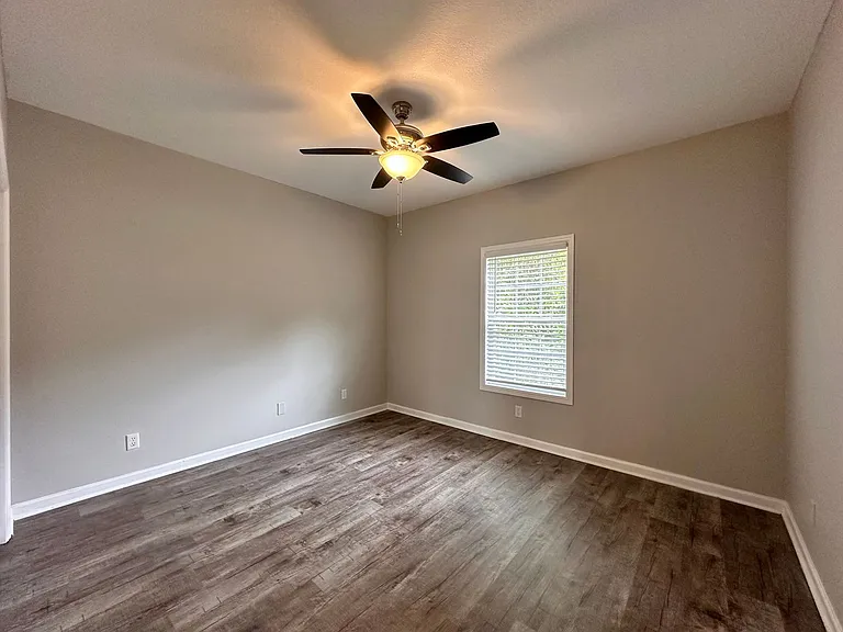 Rand Powell Apartment Homes — Photo 29