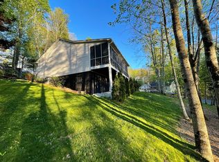 705 Cinnamon Way, Flat Rock, NC 28731