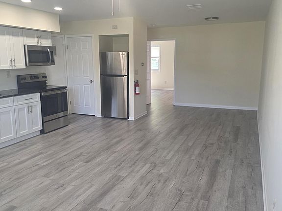 3rd image of 290 N Main St #B8