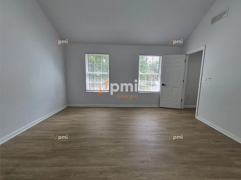 304 Klinetop Dr — Photo 9