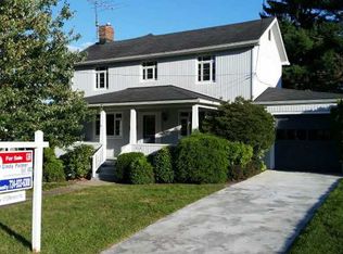 1512 Renton Rd, Pittsburgh, PA 15239