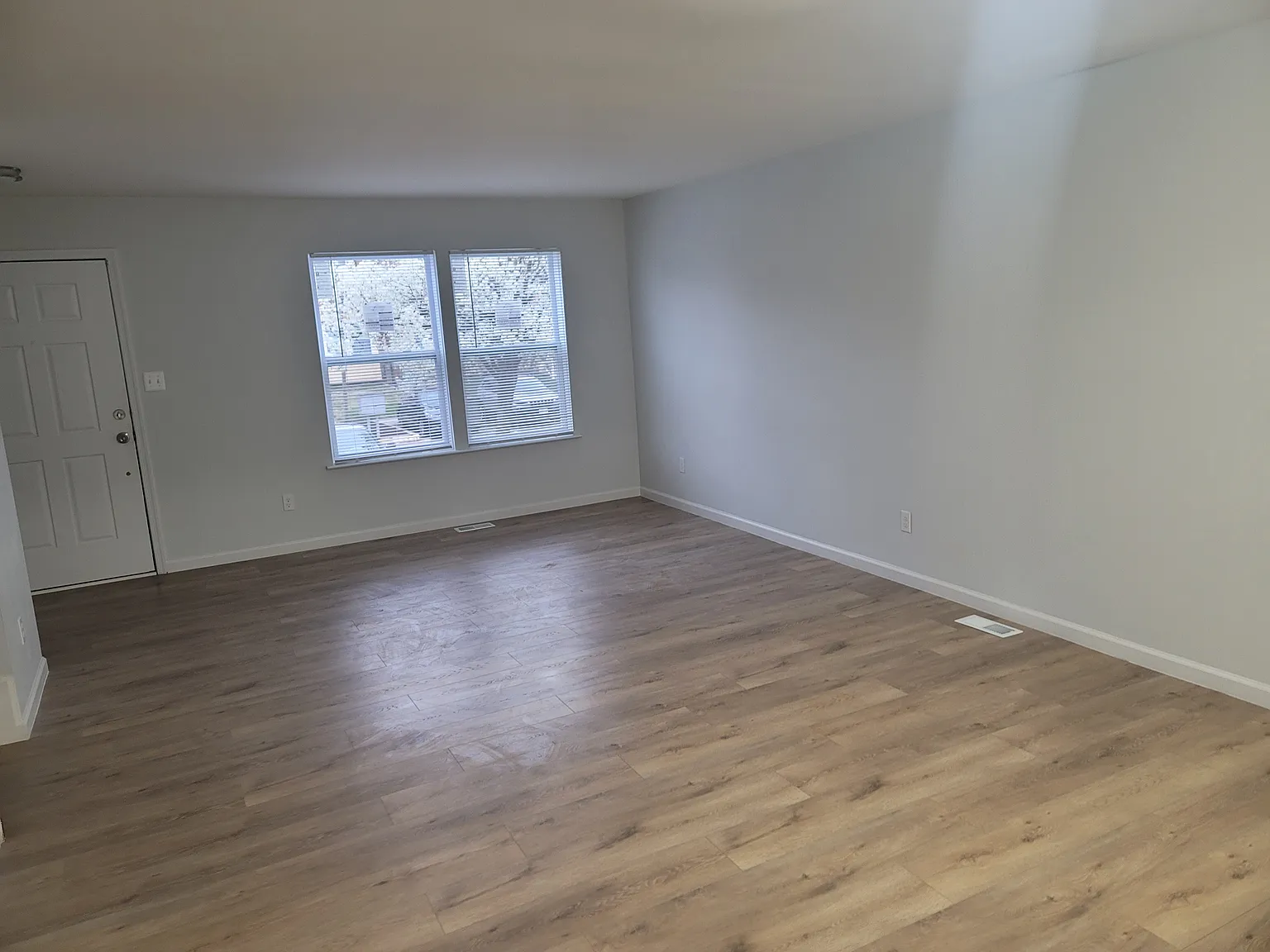 3 bed, 1440 sqft, $1,850 — Photo 3