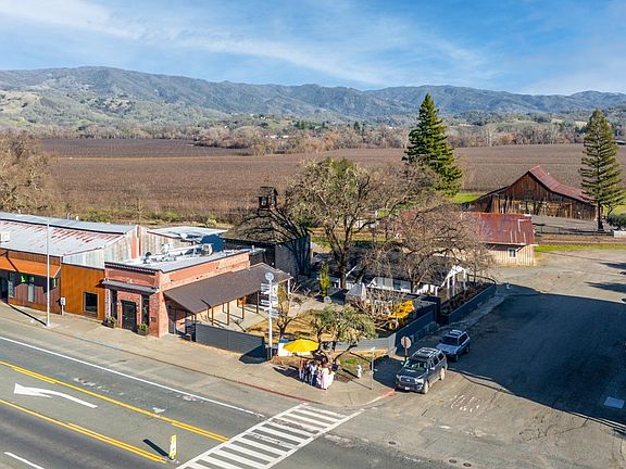 13351 S Highway 101, Hopland, CA 95449 | MLS #325020645 | Zillow