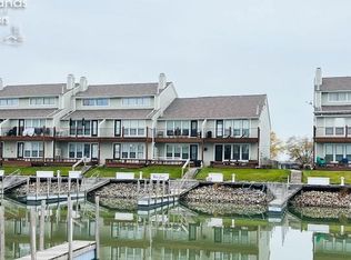 1661 N Windward Dr, Pt Clinton, OH 43452