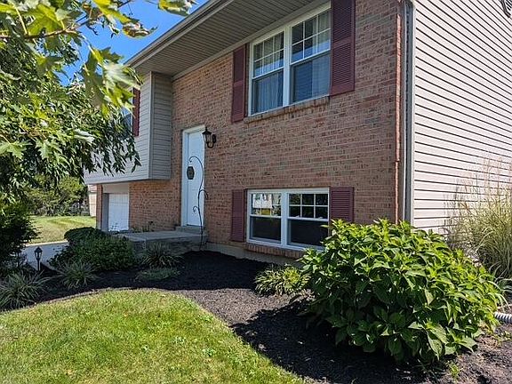 3rd image of 102 Tando Way