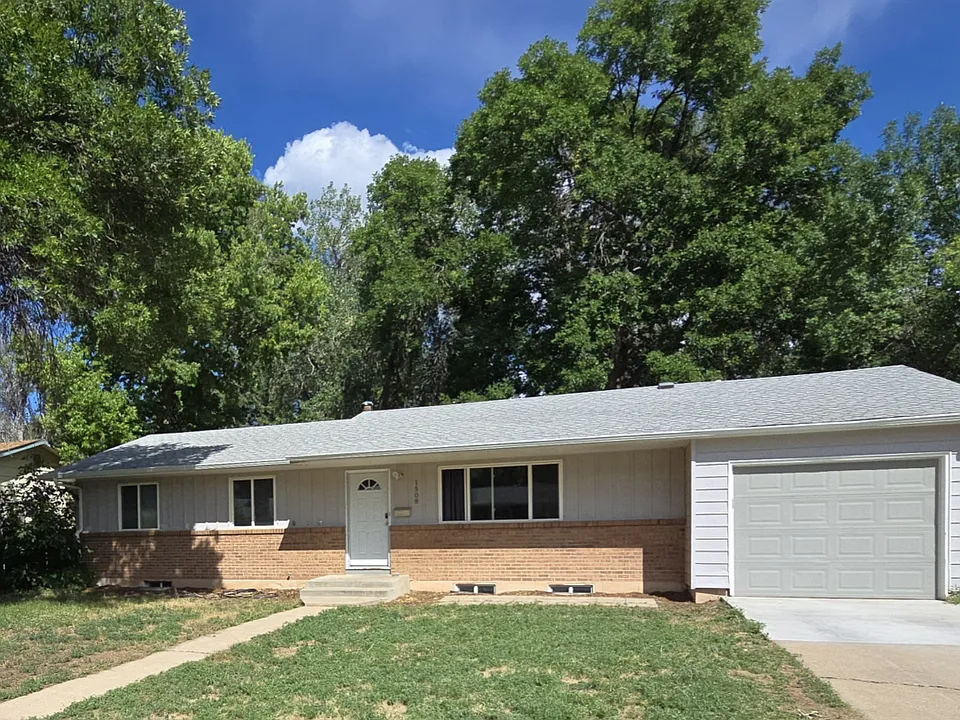 1508 Brentwood Dr