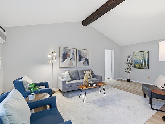 3rd image of 4584 Cedar Lake Rd S APT 6