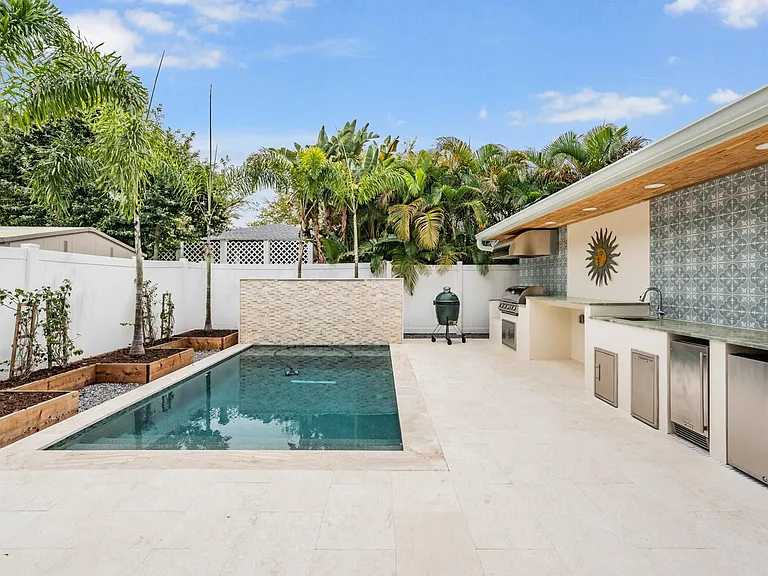 3924 W Granada St — Photo 48
