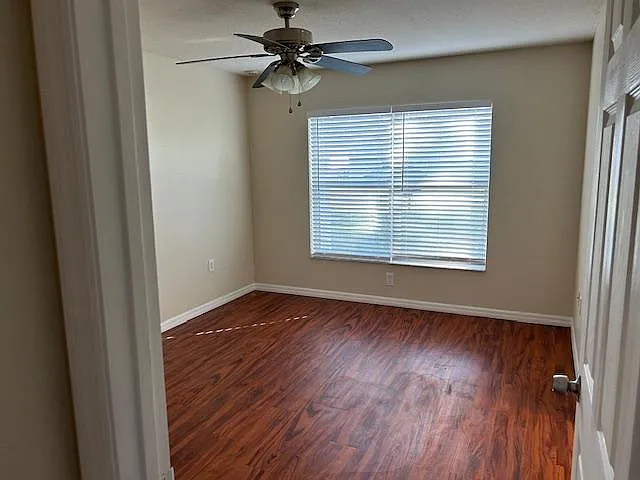 2324 Chestnut Pl — Photo 6