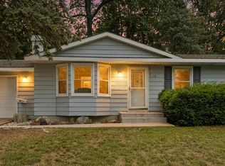5738 Blaine Ave SE, Kentwood, MI 49508