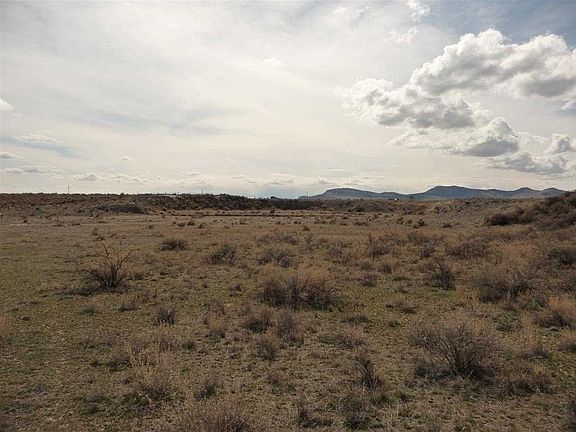 4th image of Nhn Old Town Rd